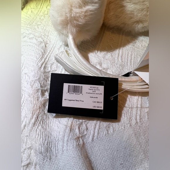 Kate Spade New York Shoelace Bow Ear Muffs BNWT - Picture 6 of 6